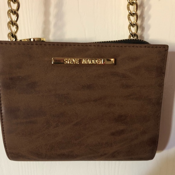 Steve Madden Handbags - Steve Madden crossbody purse
